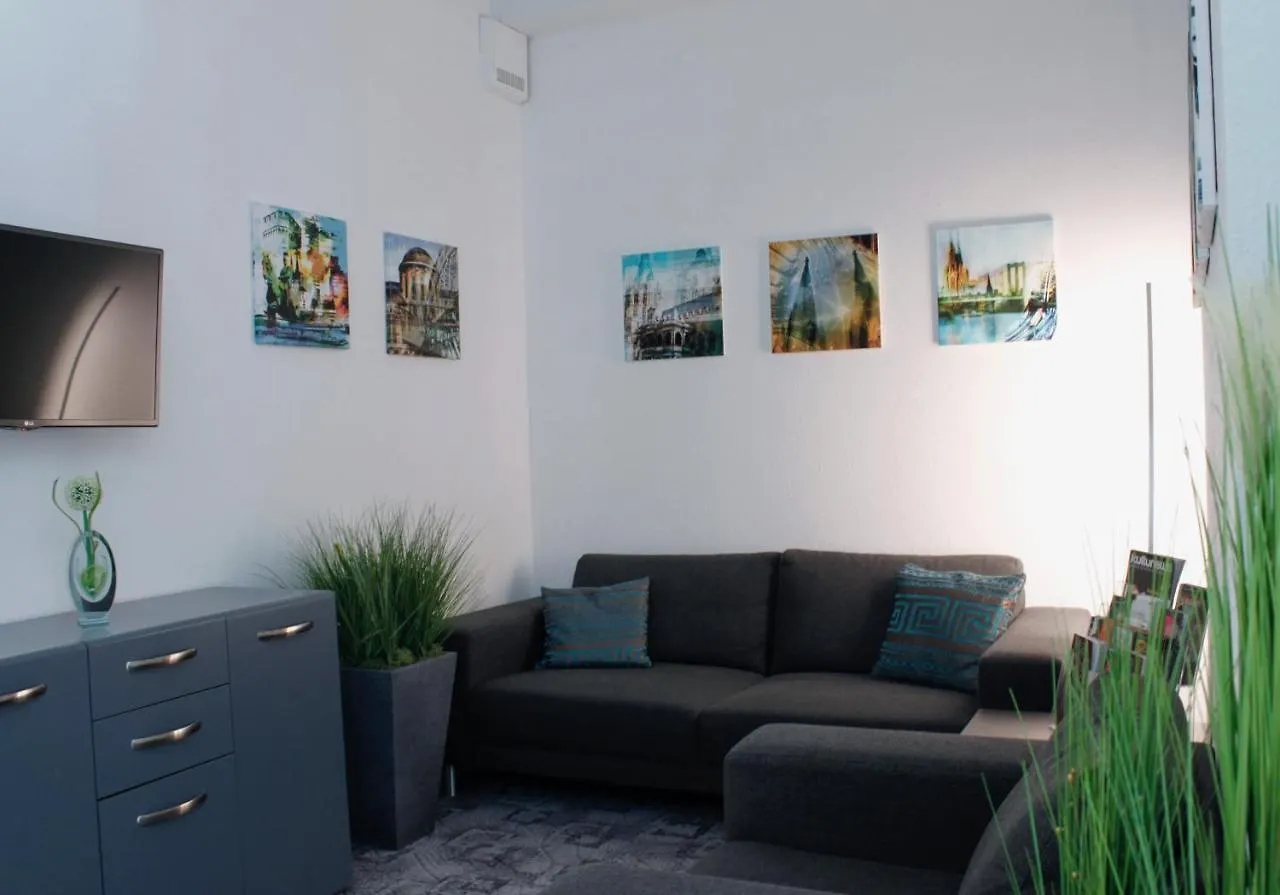 Hotel Pilar Garni location